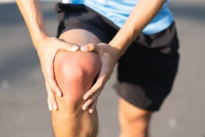 Articular-cartilage-defect-inside-the-knee-joint